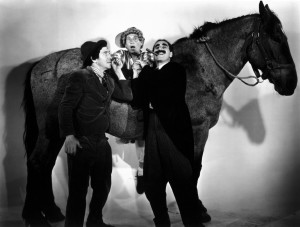 Marx Brothers (A Day at the Races)_03